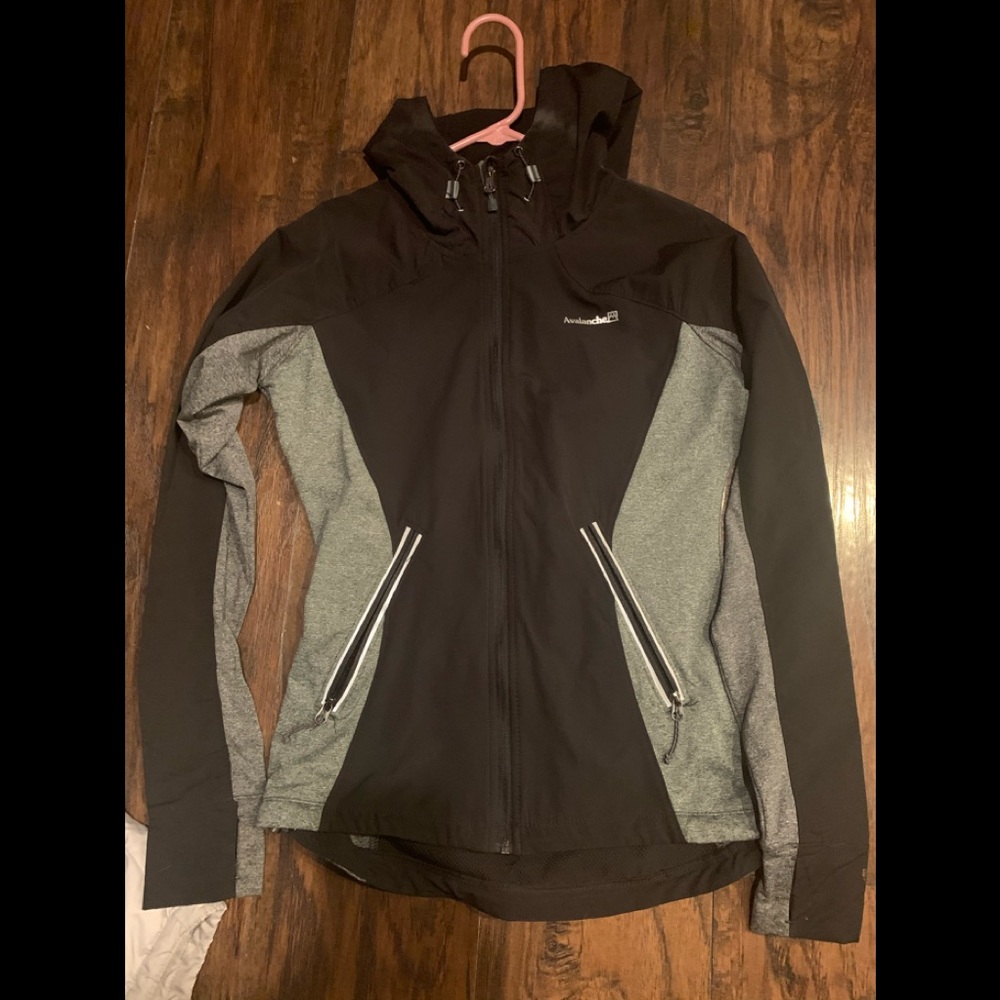 Avalanche light weight jacket